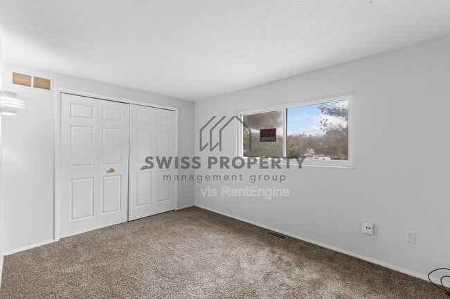 Photo - 5 King Arthur Ct