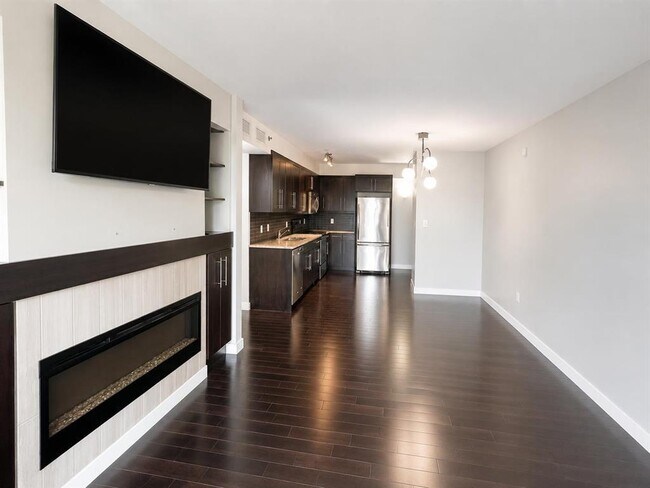 Photo - 235 Bridgeland Dr S