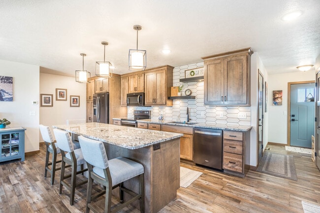 Photo - 4221 N Knob Hill Ct