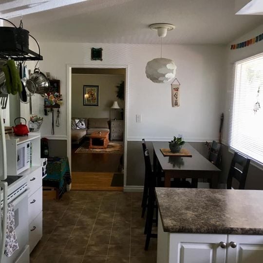Photo - 215 Trader Crescent