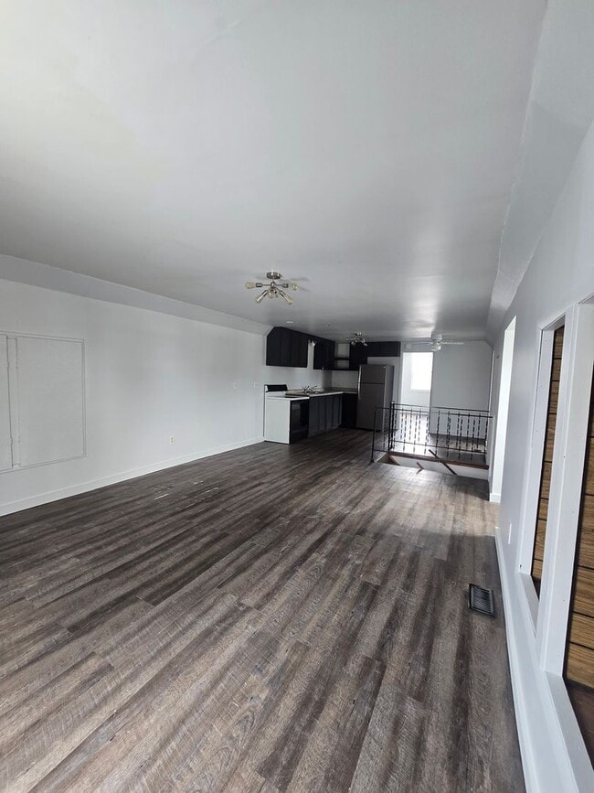 Photo - Blaker House (DRC) Unit 1- upper