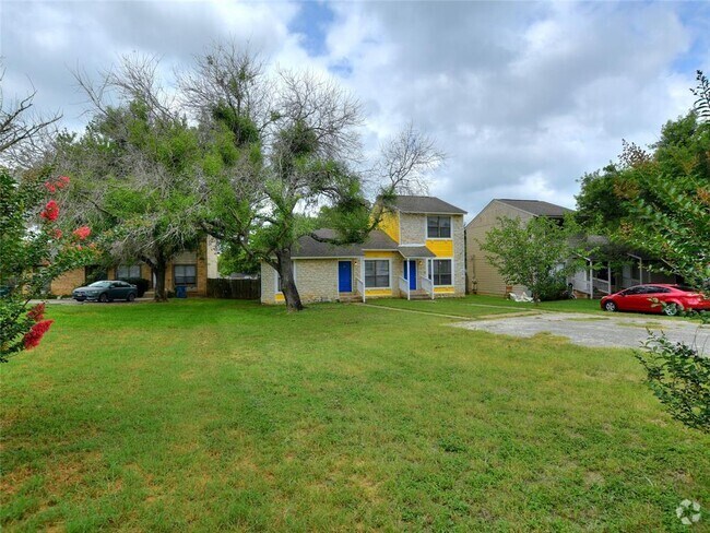 Building Photo - 116 Hillside Dr Rental