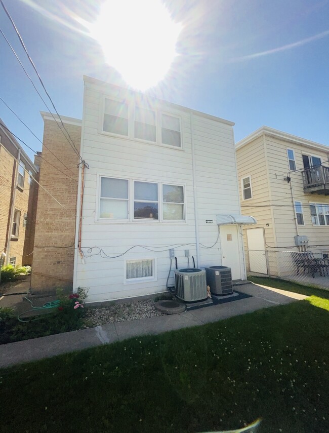 Photo - 5530 N Major Ave Unit 2