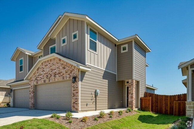 Building Photo - 9909 Grosbeak Ln Rental