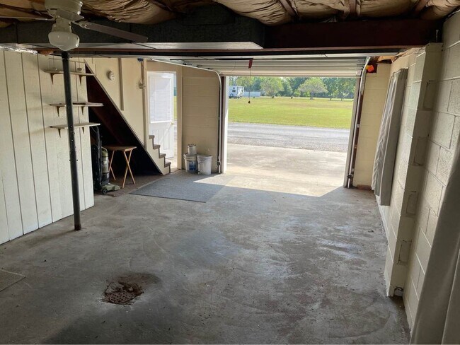 Photo - 46 Nutter Ct