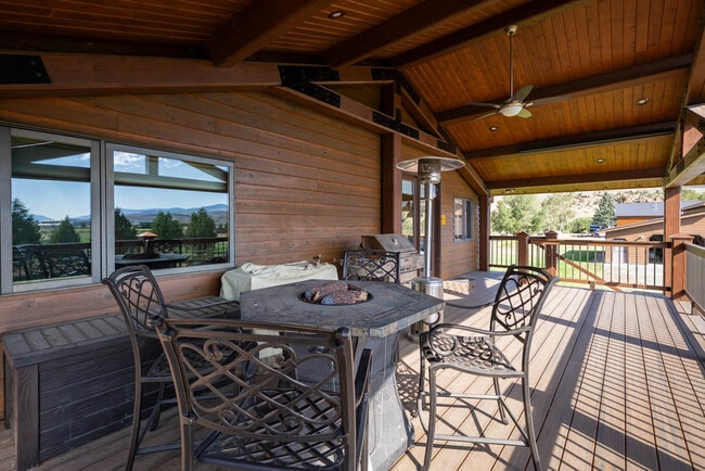 9 Juniper Ln