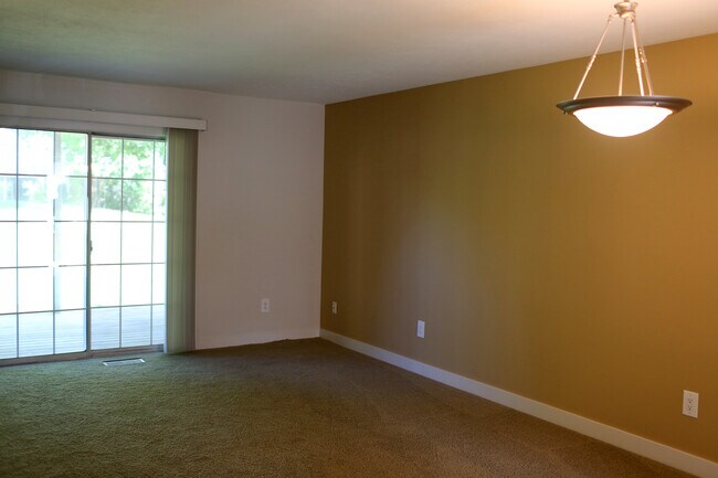 Photo - 4559 Tabor Rd NW