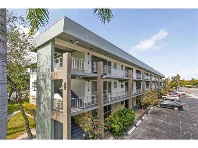 Building Photo - 250 Layne Blvd Unit 214 Rental