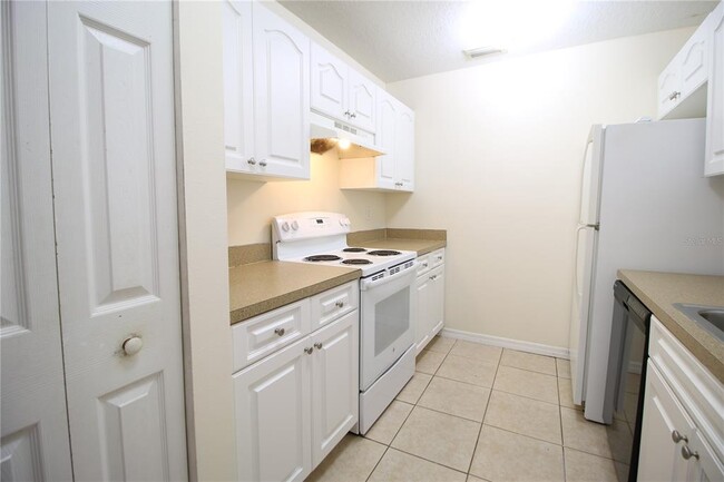 Photo - 720 Newton Ave S