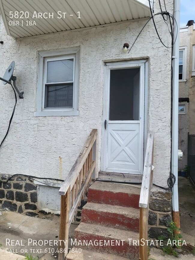 Building Photo - 5820 Arch St Unit 1