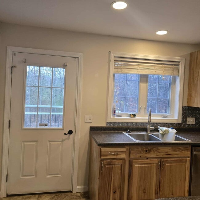 Photo - 315 Old Concord Turnpike Townhome