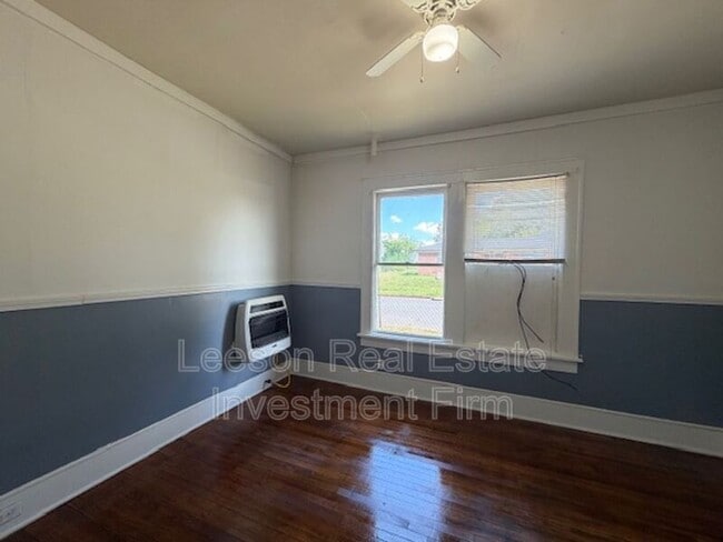 Photo - 2803 Frederick St