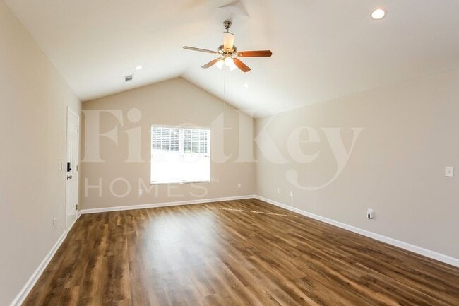 Photo - 294 Cedar Springs Ln