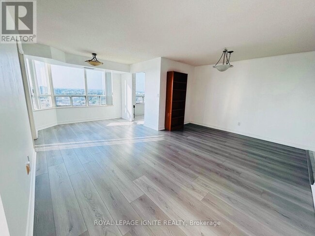 Photo - 68 Corporate Dr Unit 2025