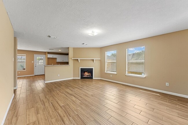 Photo - 6326 Nullarbor Ct