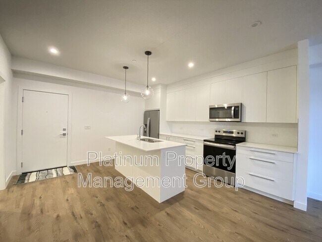 Photo - 60 Skyview Ranch Rd NE