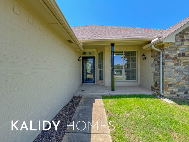 Photo - 3817 Kindle Ln