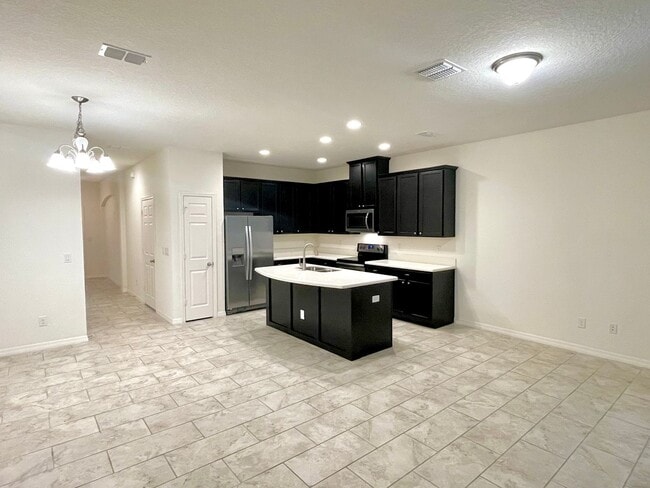 Photo - 3 Bedroom 2.5 Bath Town Home In Gated Mitchell Creek Community in Oviedo!