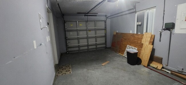 Photo - 8368 SE Pine Cir