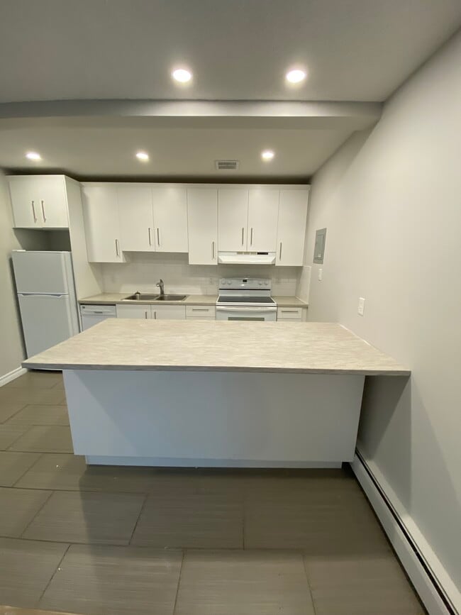 Photo - 7 Rufus Ave Unit 12