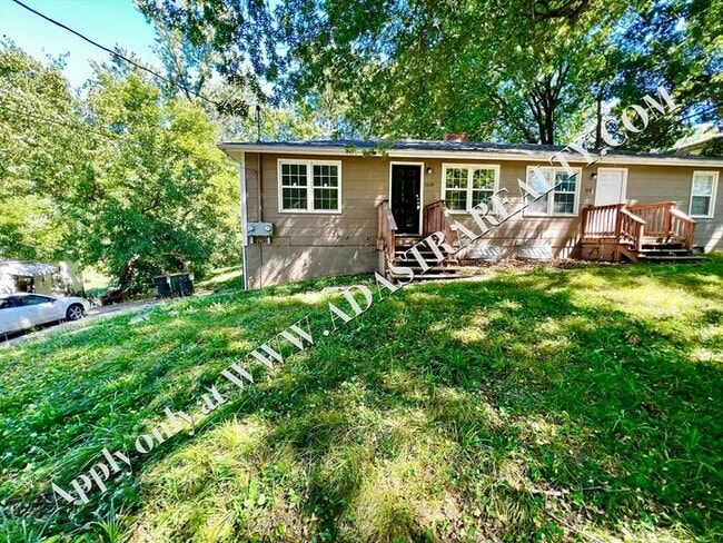 Photo - Cozy 2 Bed 1 Bath Duplex in Independence-Available in MARCH!!