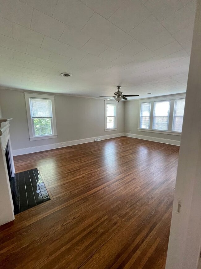 Photo - N Main Street China Grove NC, $1695 3br 2ba House