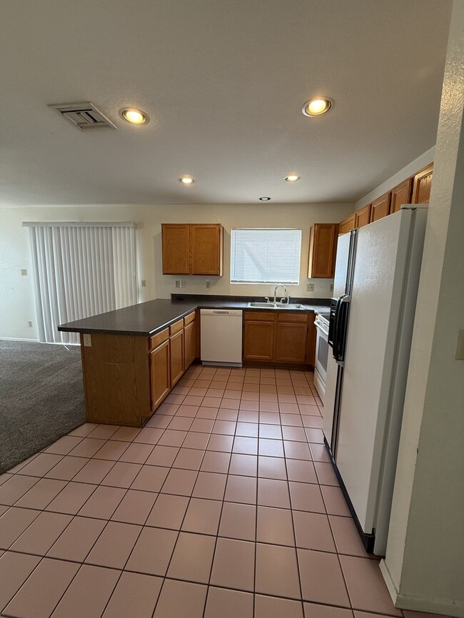 Photo - HOUSE FOR RENT