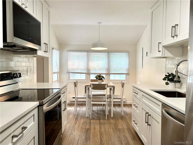 Photo - 1604 Holly Stream Ct Unit 1604