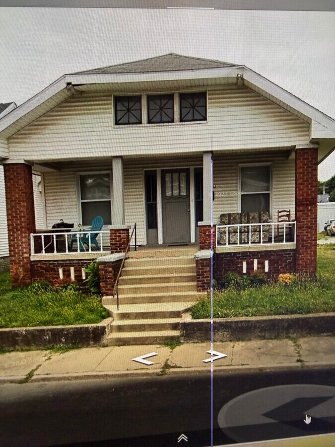 Photo - 802 N Governor St