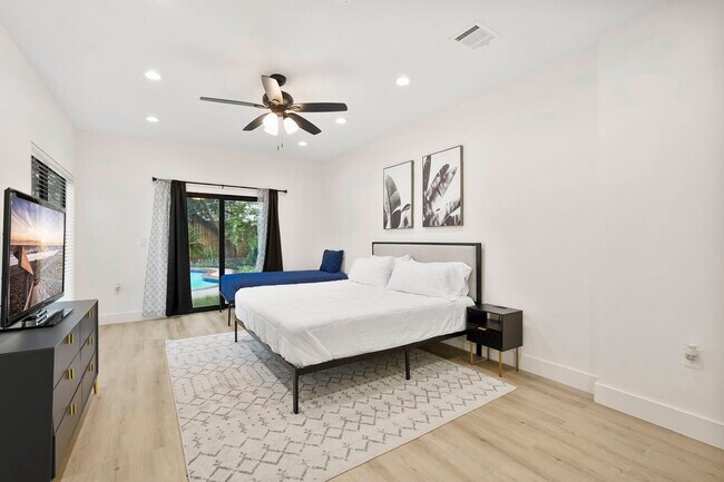 Photo - 3327 Freshmeadows Dr