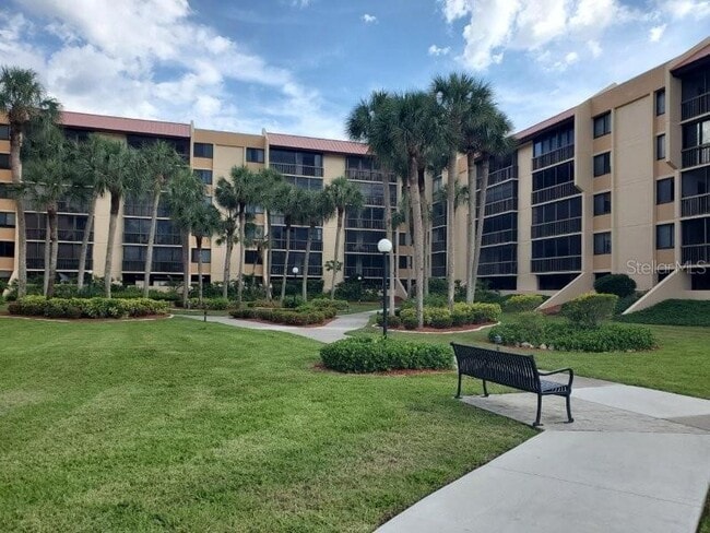 Building Photo - 3006 Caring Way Unit 302