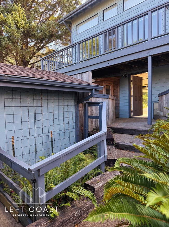 Photo - 6215 NE Oar Dr