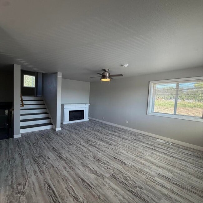 Photo - 1147 Eldora Ln