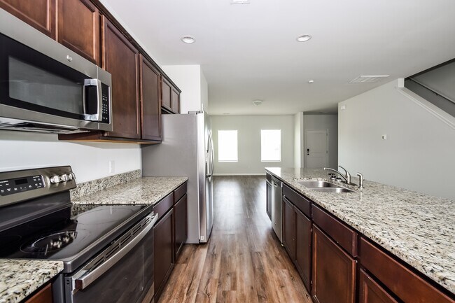 Photo - 72 Enclave Wy