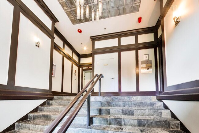 Photo - 640 S Federal St