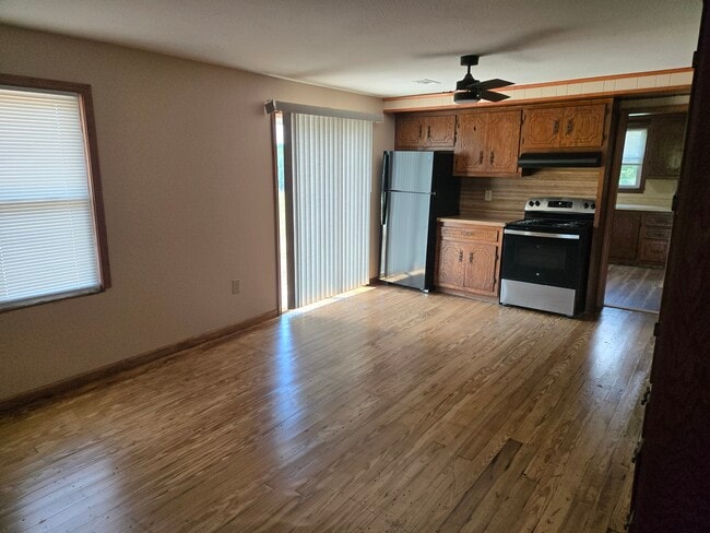 24014 Farm Road 2012