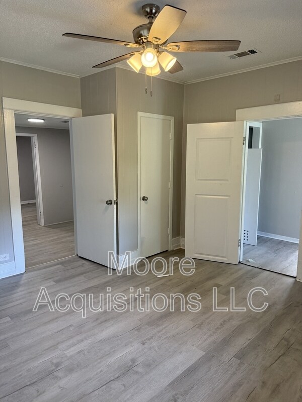 Photo - 1108 W Center St