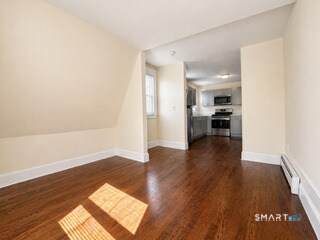 Photo - 40-44-44 Vine St Unit 3