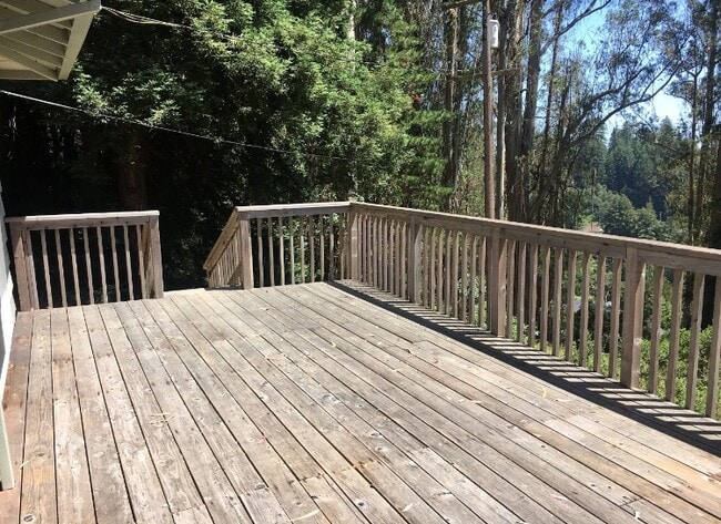 Photo - 221 Gillette Rd