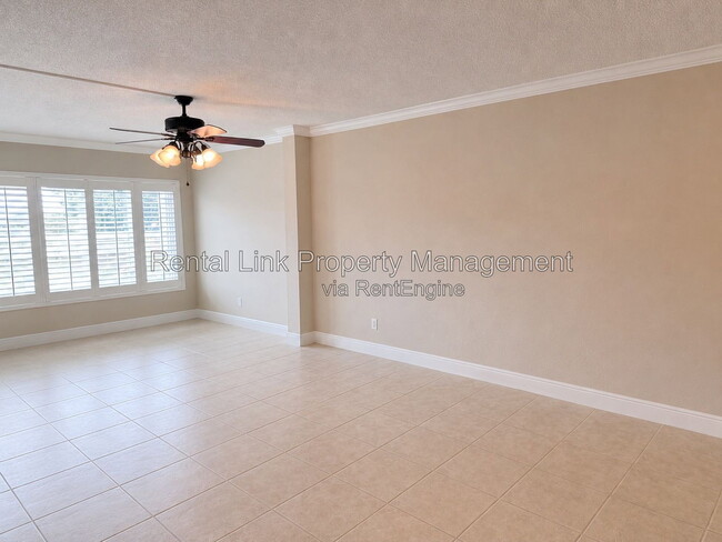 Photo - 2264 Winkler Ave Unit 202