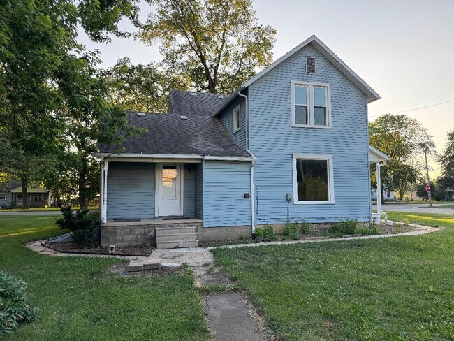 Photo - 262 W Myrtle St