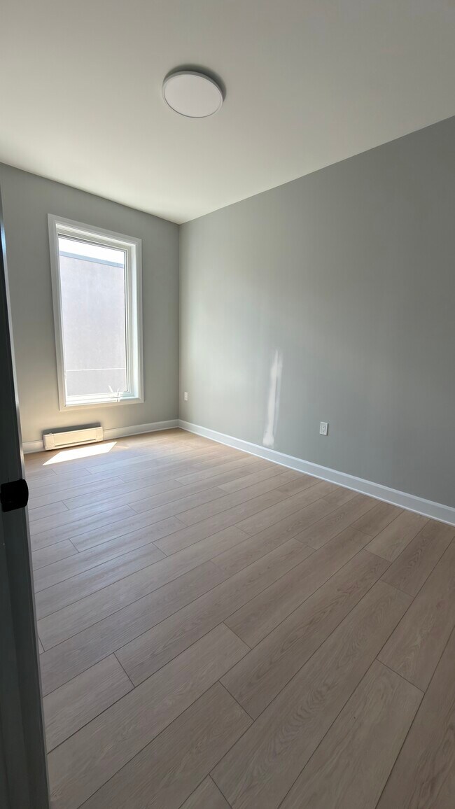 Photo - 95 Henderson Ave Unit 101
