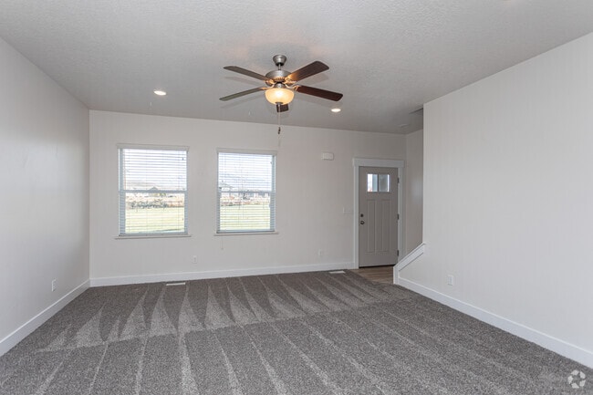 3BR, 2.5BA - 1,521SF - Living Room