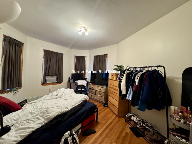 Photo - 47 Orkney Rd Apartments