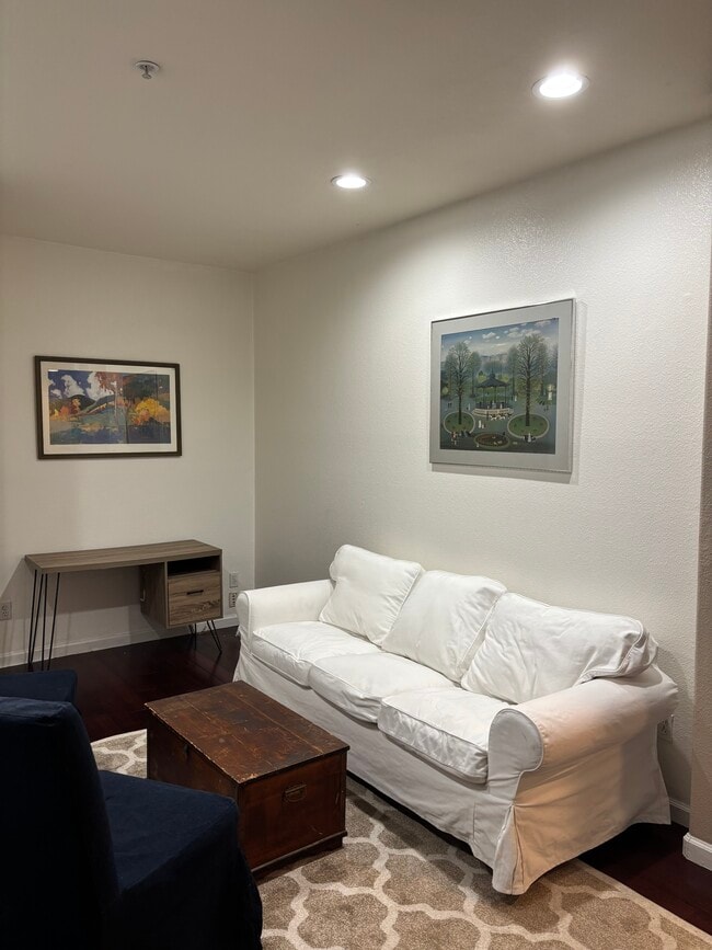 Photo - 5431 Sanchez Dr Unit 5431