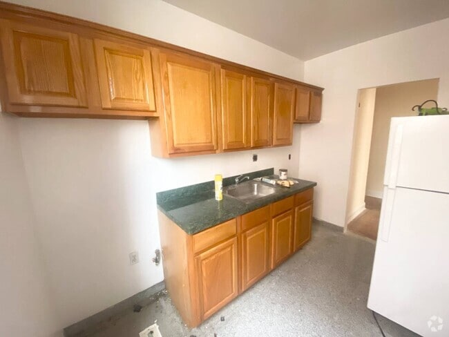 Building Photo - 8302 6th Ave Rental