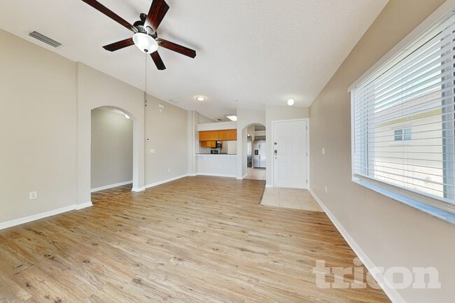 Photo - 11749 Lynmoor Dr
