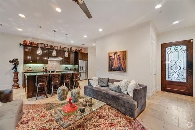 Building Photo - 14733 Stanford Ct Rental