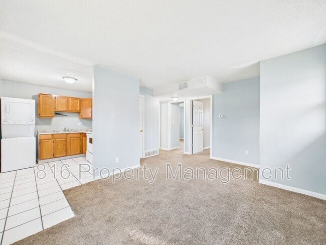 Photo - 6104 E 152 Terrace Unit B