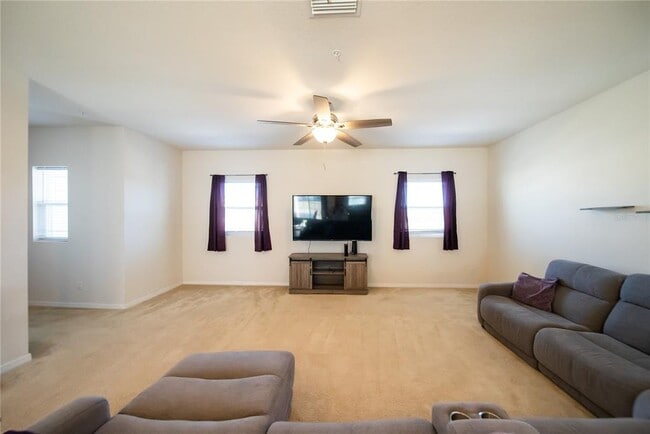 Photo - 980 Lakefront Village Dr